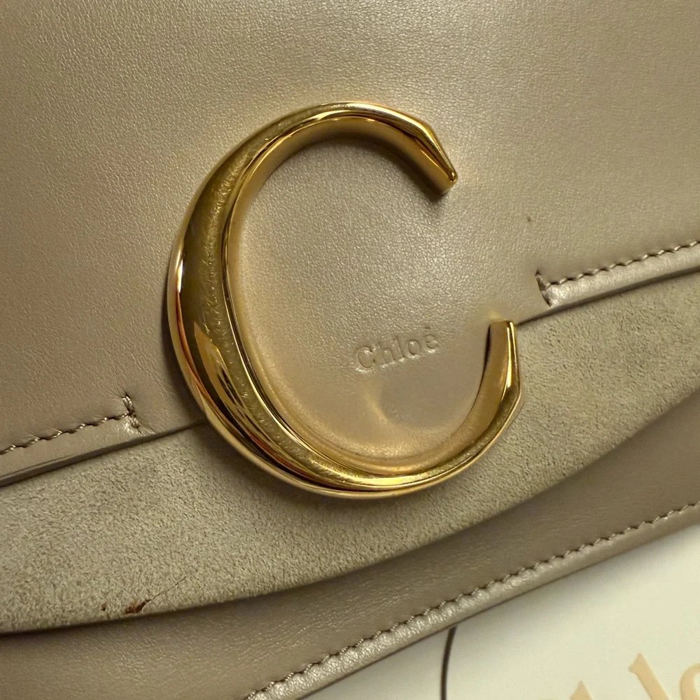 Chloé - Picture 13 of 14